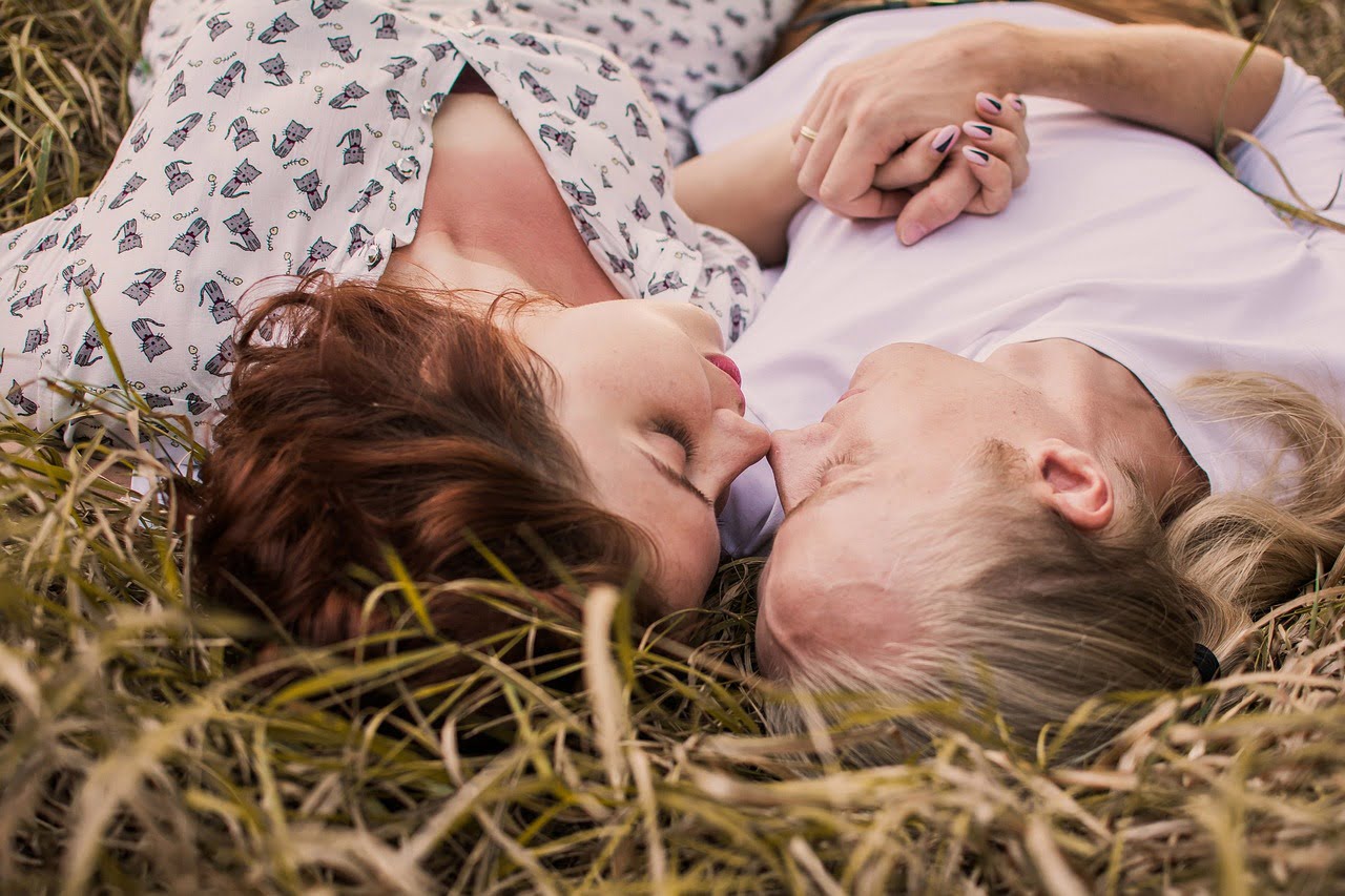 Студени като камък! Тези 2 зодии най-трудно казват "Обичам те": - 5 love 3187623 1280