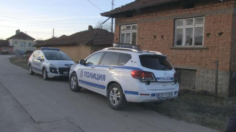 Мъж спука от бой 19 г. момиче насред Козлодуй, после го качи в колата си и ... 3 screenshot1080691 750x375 1