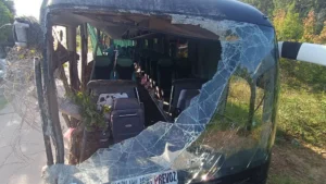 Извънредно: Автобусна катастрофа, хвърчат линейки и полиция - 20 1660558124 orig orig srybski avtobus katastrofa trakiia 7