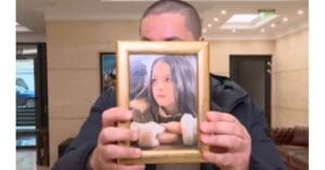 "Сияна тръгва с баба си към болницата. Дишай, дишай...диша до входа и там ... 24 488759933 1001025698833071 2012597634732337906 n