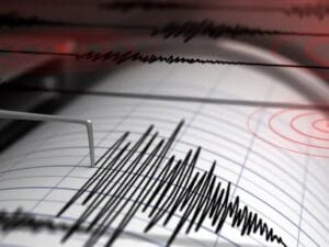 Българи: Земетресението беше силно 50 b2057390c0ae5a0f3c7729e5bb28a739