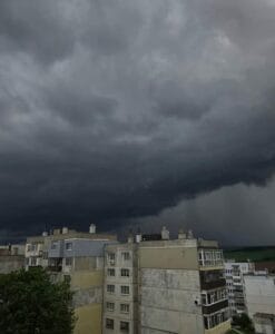 Започва се: Гръмотевична буря удря първо тези градове в България 10 494714531 746378301295552 6550205451234007608 n
