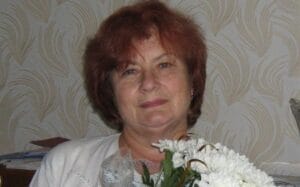 След 35 години брак съпругът ми ме напусна заради по-млада жена. 14 512077302 122182946642350075 742