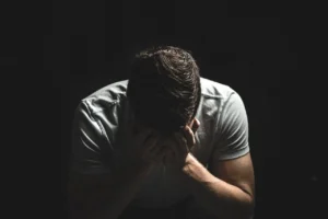В проблеми до шия ще потънат тези 4 зодии в понеделник! 32 guy 2617866 1280.jpg